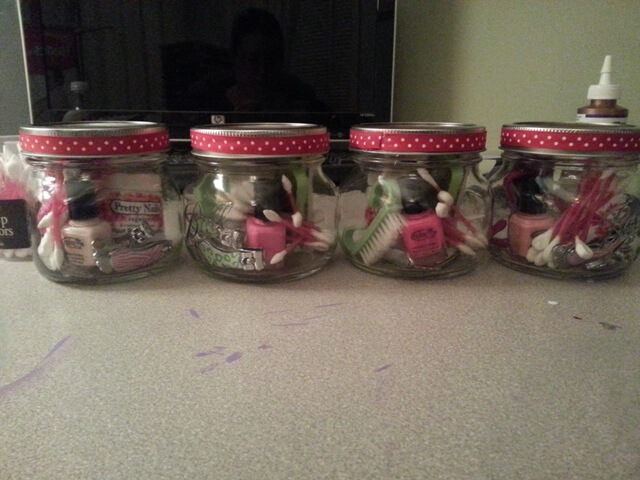 Make it Monday DIY Gifts: Tips and Toes in a Jar. Mini Mani/Pedi kits in a mason jar finished Product