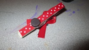 Make It Monday; A Little Lady is On Her Way Series DIY Ladybug Pin (Baby shower favor/game)